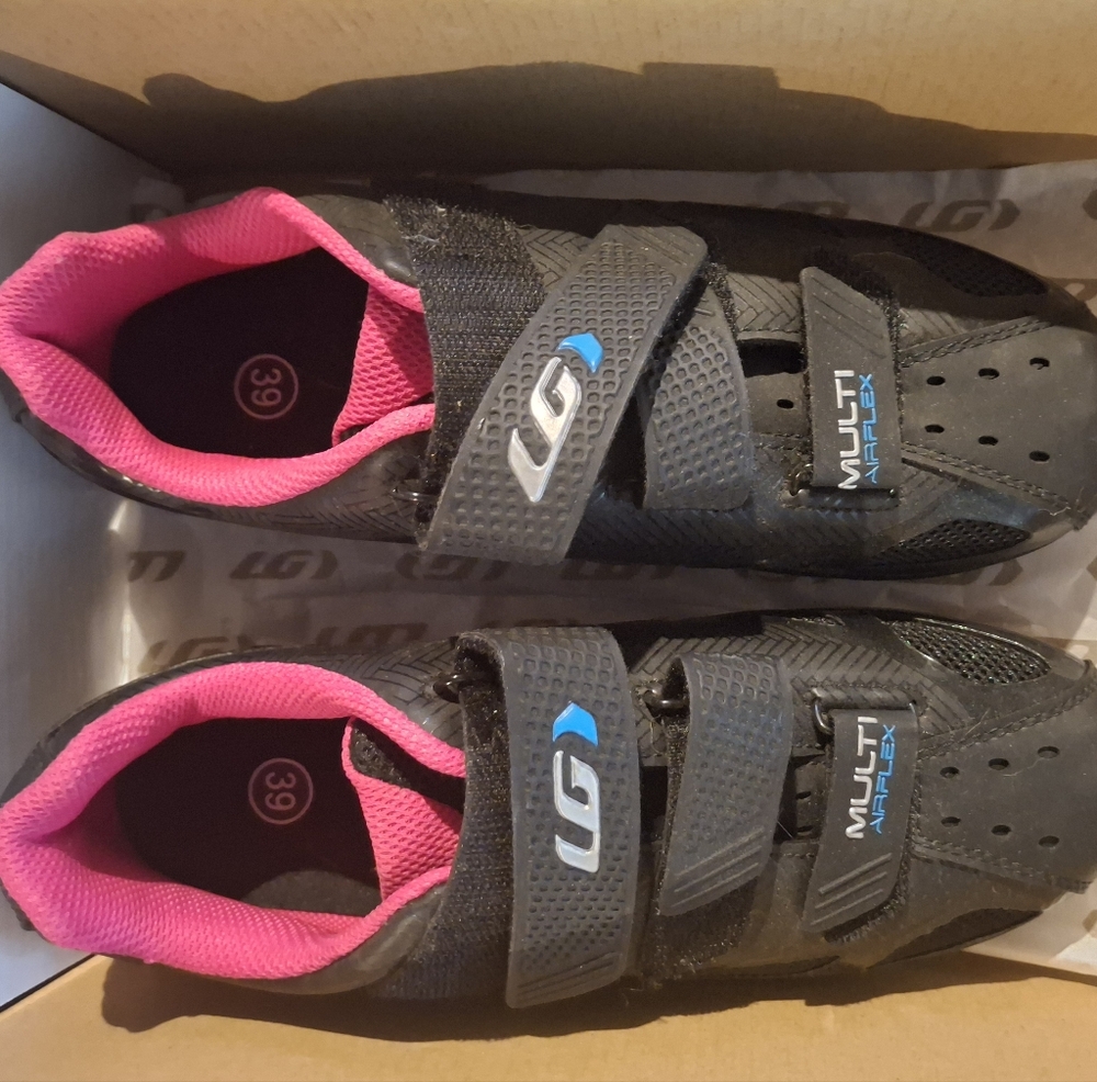 Garneau Cycling Shoes Womens Sz 8/39